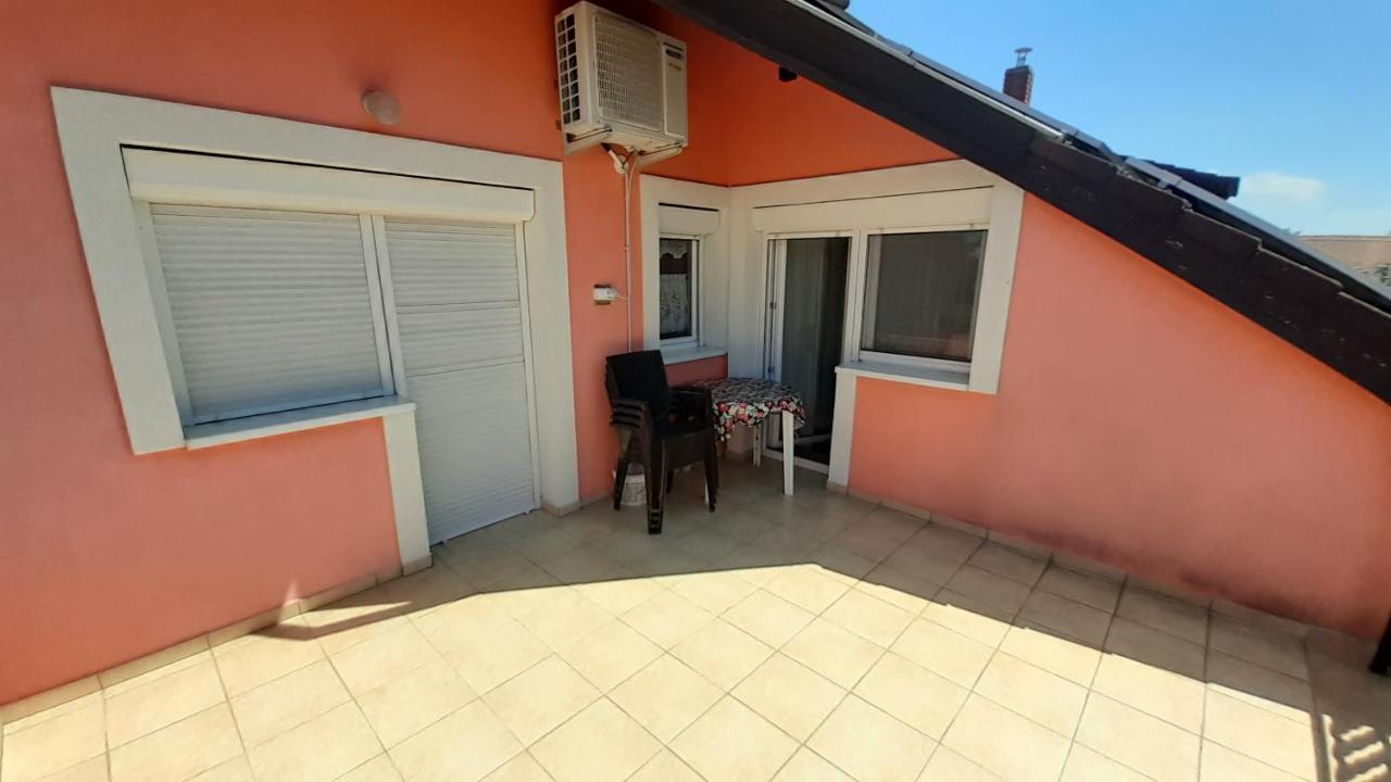 Patri Apartmanhaz Keszthely Exterior photo