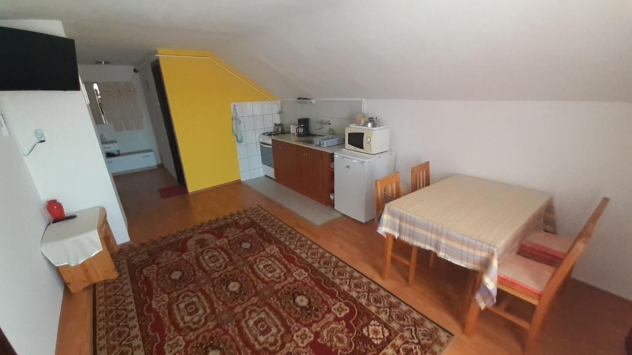 Patri Apartmanhaz Keszthely Exterior photo