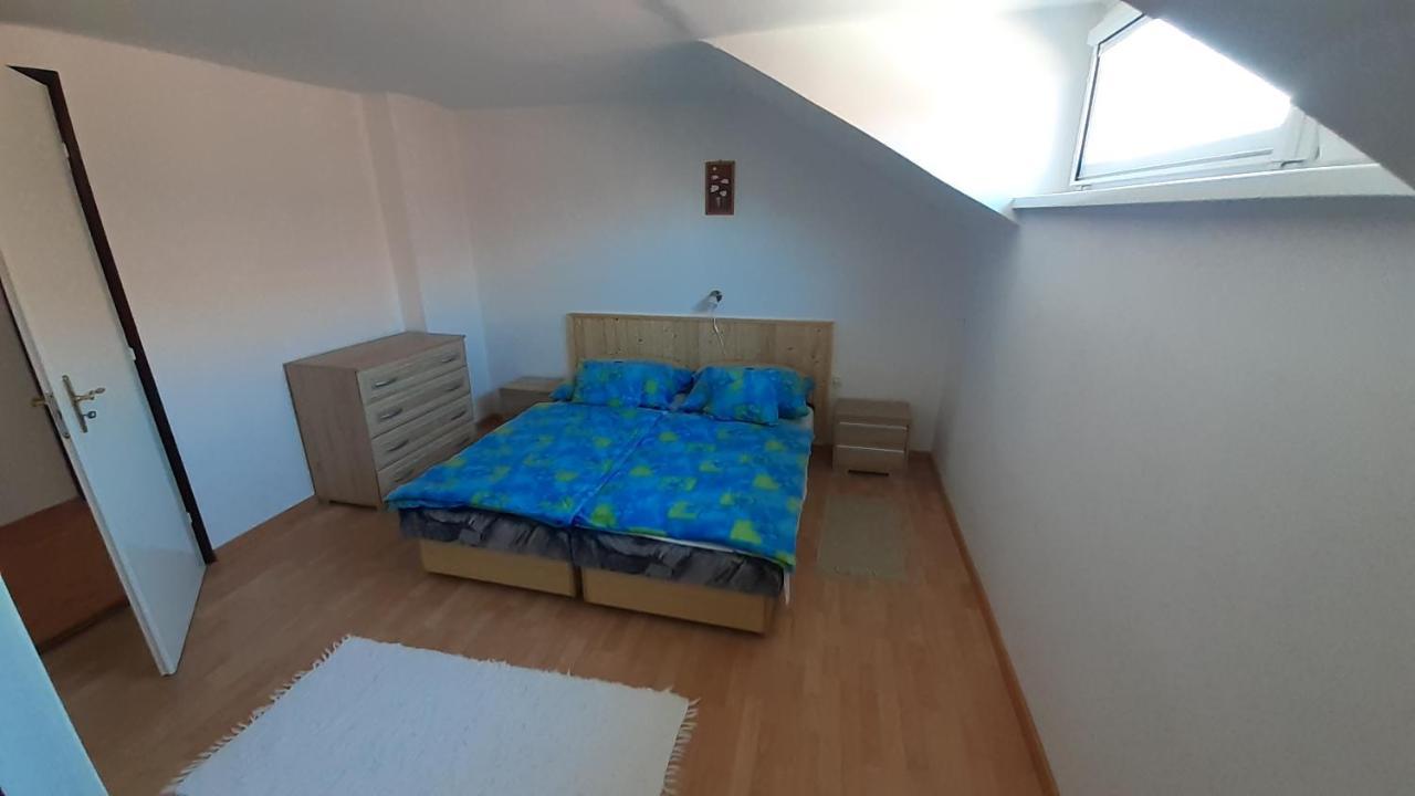 Patri Apartmanhaz Keszthely Exterior photo